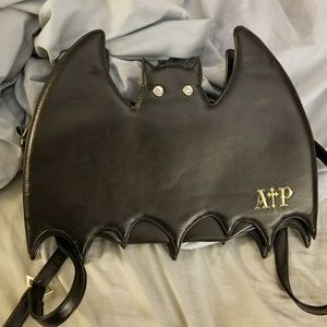 Bat purse